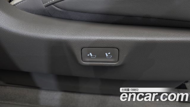 Kia Carnival (IV) HEV 9seater Signature 2026 — фото 34