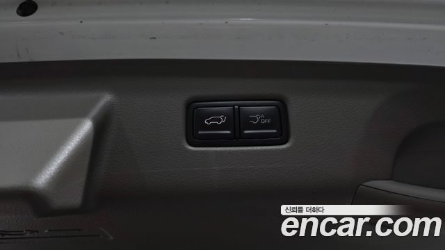 Kia Carnival (IV) HEV 9seater Signature 2026 — фото 35