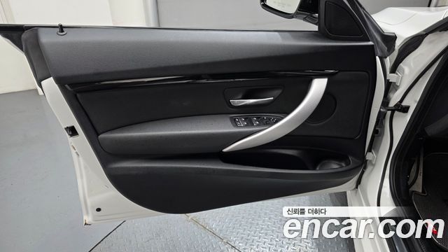 BMW 3 Series GT (F34) GT 320d M Sport Premium 2021 — фото 24