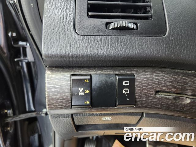 KG Mobility (SsangYong) Korando Turismo 4WD TX 9-seater 2018 — фото 8