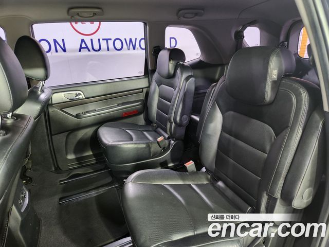 KG Mobility (SsangYong) Korando Turismo 4WD TX 9-seater 2018 — фото 20