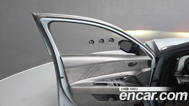 Hyundai Avante (CN7) 2.0 N 2023 — фото 24