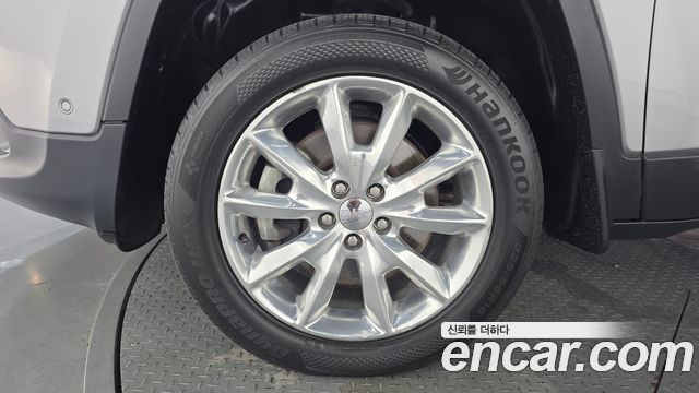 Jeep Cherokee (KL) 2.2 Diesel Limited 4WD 2016 — фото 5