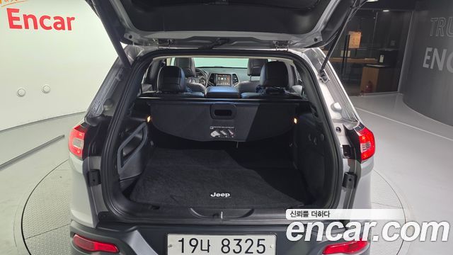 Jeep Cherokee (KL) 2.2 Diesel Limited 4WD 2016 — фото 20