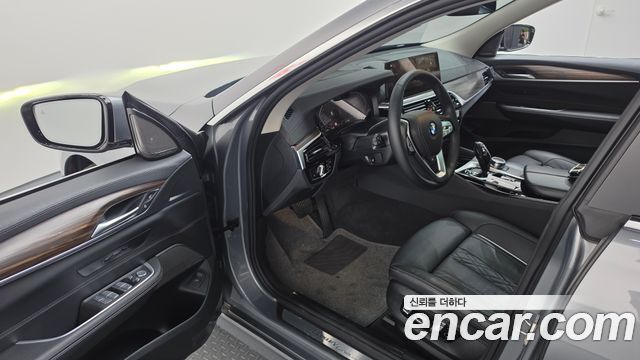 BMW 6 Series GT (G32) 630i xDrive Luxury 2023 — фото 10