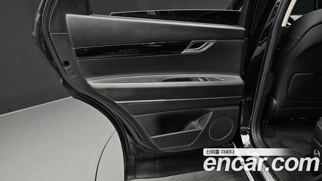 Genesis GV80 2.5T Gasoline AWD 2023 — фото 25
