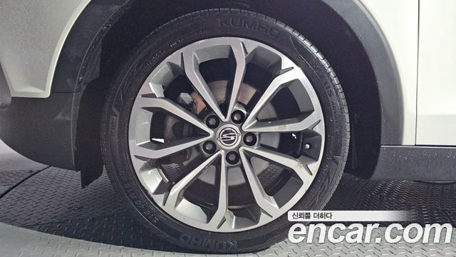 KG Mobility (SsangYong) Tivoli Air Diesel RX 2WD 2016 — фото 5