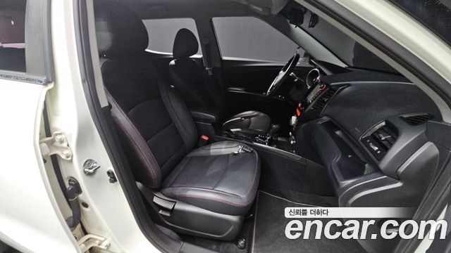 KG Mobility (SsangYong) Tivoli Air Diesel RX 2WD 2016 — фото 11