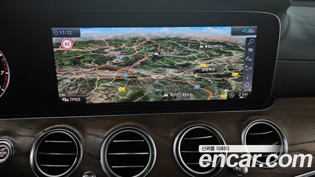 Mercedes-Benz E-Class (W213) E300 4MATIC Exclusive 2020 — фото 12