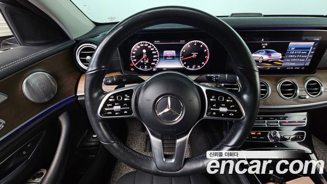 Mercedes-Benz E-Class (W213) E300 4MATIC Exclusive 2020 — фото 13