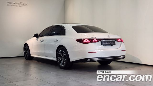 Mercedes-Benz E-Class (W214) E200 Avantgarde 2024 — фото 2