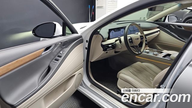 Genesis G80 (RG3) Gasoline 2.5 Turbo AWD 2025 — фото 10