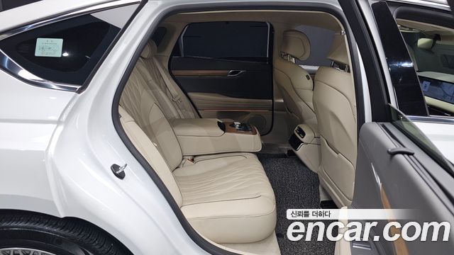 Genesis G80 (RG3) Gasoline 2.5 Turbo AWD 2025 — фото 11
