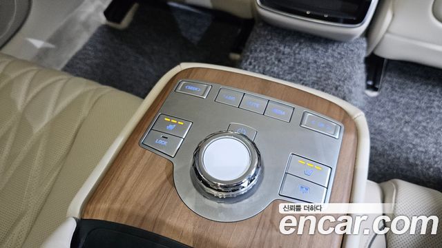 Genesis G80 (RG3) Gasoline 2.5 Turbo AWD 2025 — фото 18