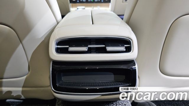 Genesis G80 (RG3) Gasoline 2.5 Turbo AWD 2025 — фото 31