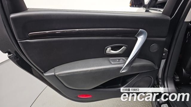 Renault Korea SM7 Nova LE 2015 — фото 25