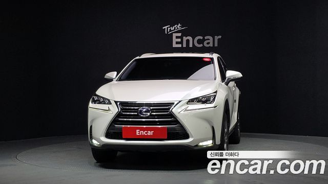 Lexus NX300h Supreme 2017 — фото 3