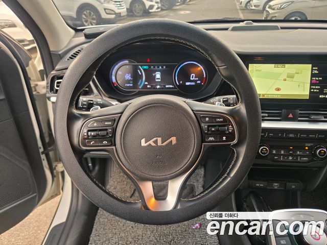 Kia Niro EV Taxi 2022 — фото 20