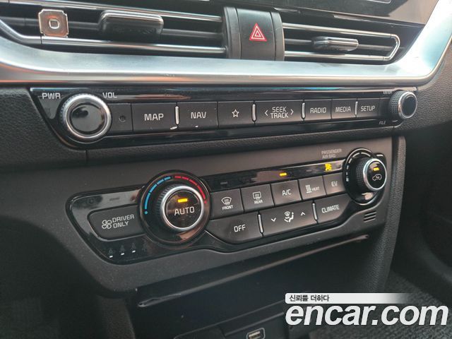 Kia Niro EV Taxi 2022 — фото 24