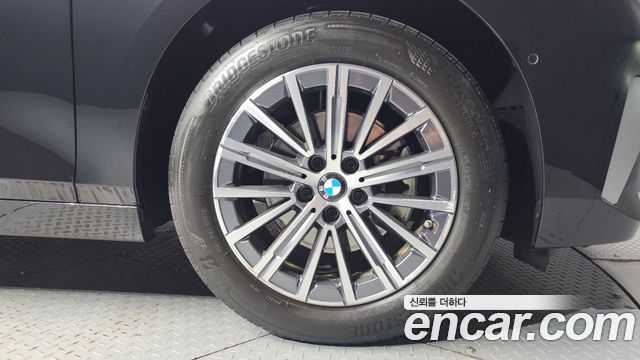 BMW 2 Series Active Tourer (U06) 220i Luxury 2023 — фото 21