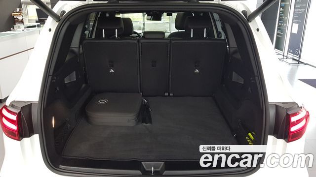 Mercedes-Benz EQB (X243) EQB300 4MATIC AMG Line 2025 — фото 15