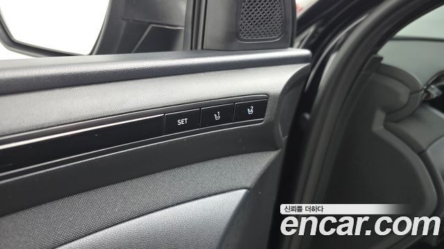Hyundai Tucson Hybrid (NX4) N Line 2WD Inspiration 2023 — фото 30