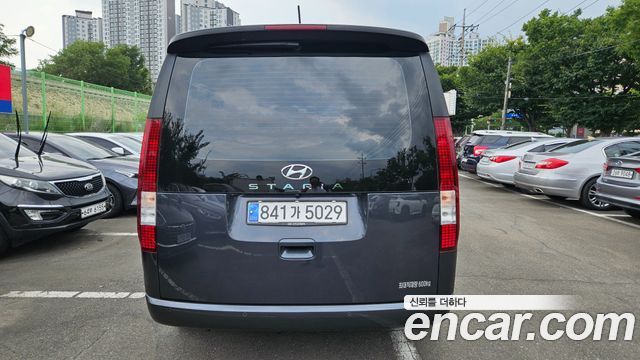 Hyundai Staria Cargo 5-Seater Modern 2022 — фото 2