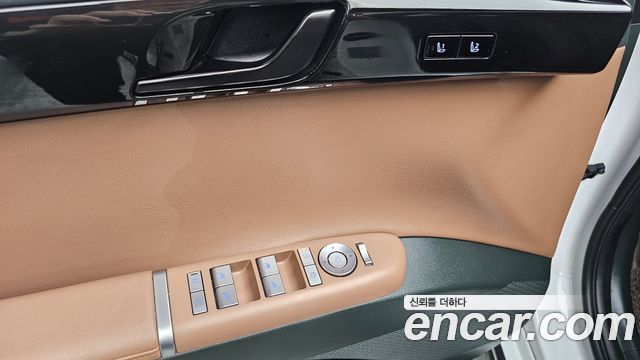 Hyundai Grandeur Hybrid (GN7) Exclusive 2023 — фото 20