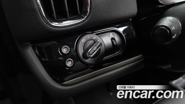 MINI Cooper Countryman Classic 2nd 2022 — фото 35