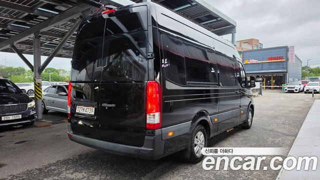 Hyundai Solati 15-seater Luxury 2019 — фото 2