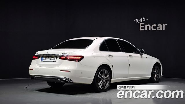 Mercedes-Benz E-Class (W213) E350 4MATIC Avantgarde 2022 — фото 2
