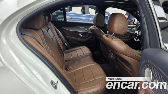 Mercedes-Benz E-Class (W213) E350 4MATIC Avantgarde 2022 — фото 12