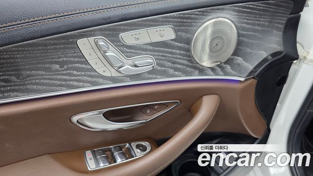 Mercedes-Benz E-Class (W213) E350 4MATIC Avantgarde 2022 — фото 32