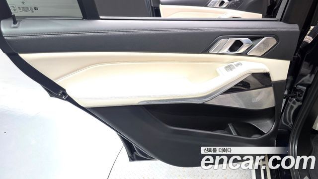 BMW X7 (G07) xDrive 40i M Sport 6STR 2021 — фото 25