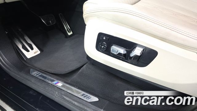 BMW X7 (G07) xDrive 40i M Sport 6STR 2021 — фото 31