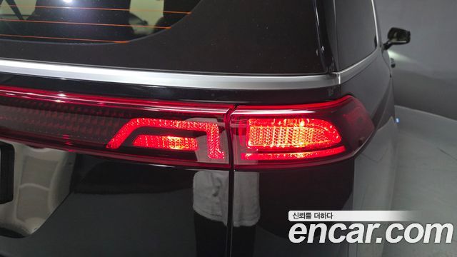 Kia Carnival (IV) Diesel 9-Seater Prestige 2023 — фото 23