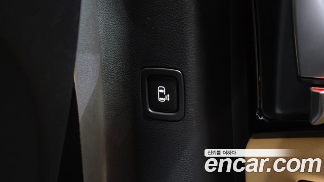 Kia Carnival (IV) Diesel 9-Seater Prestige 2023 — фото 30