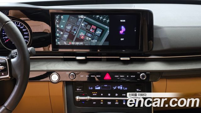 Kia Carnival (IV) Diesel 9-Seater Prestige 2023 — фото 32