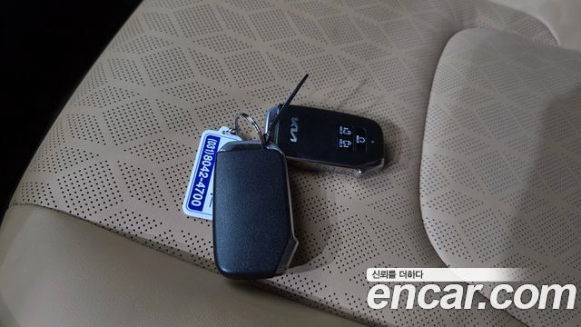 Kia Carnival (IV) Diesel 9-Seater Prestige 2023 — фото 35