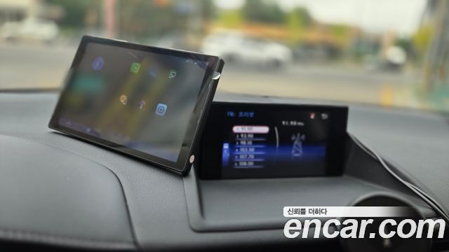 Lexus CT200h 1.8 Supreme ZWA10 2020 — фото 10