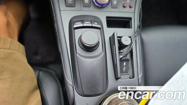 Lexus CT200h 1.8 Supreme ZWA10 2020 — фото 17