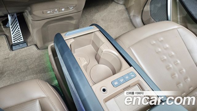 Kia EV9 Long Range 4WD Earth 2024 — фото 18