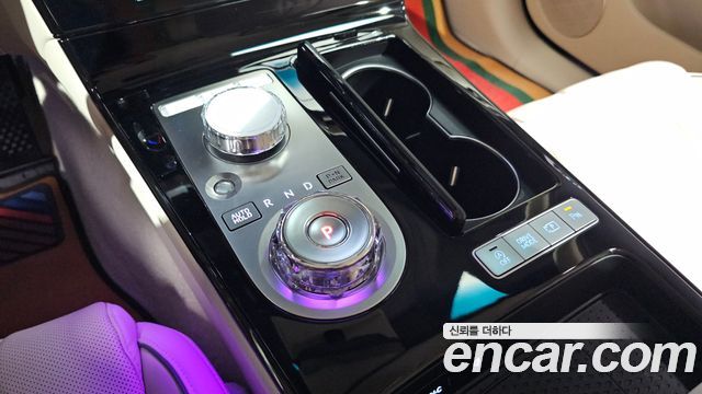 Genesis G80 (RG3) Gasoline 2.5 Turbo AWD 2025 — фото 9