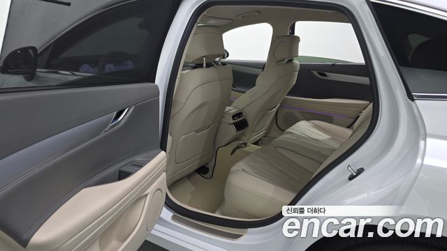 Genesis G80 (RG3) Gasoline 2.5 Turbo AWD 2025 — фото 12