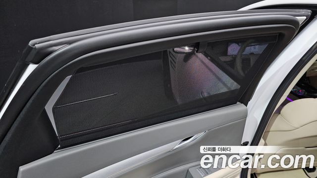 Genesis G80 (RG3) Gasoline 2.5 Turbo AWD 2025 — фото 37