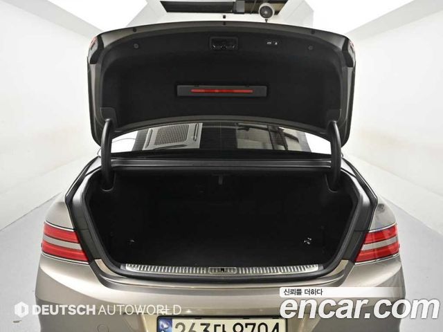 Genesis G90 3.8 AWD Prestige 2019 — фото 23