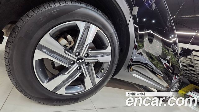 Kia Sorento (IV) HEV 1.6 2WD Prestige 2023 — фото 24