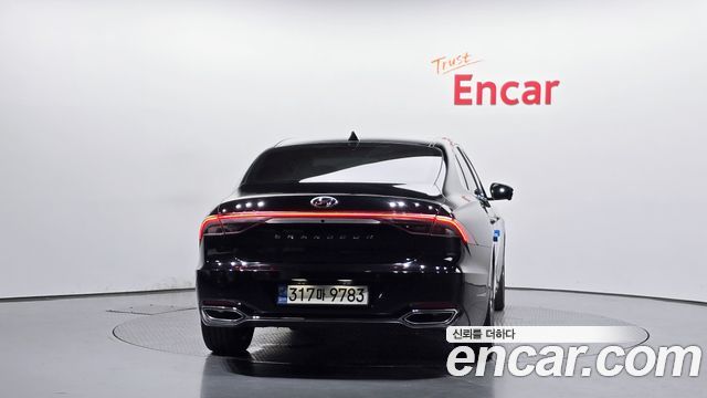 Hyundai Grandeur (IG) 2.5 Le Blanc 2023 — фото 4