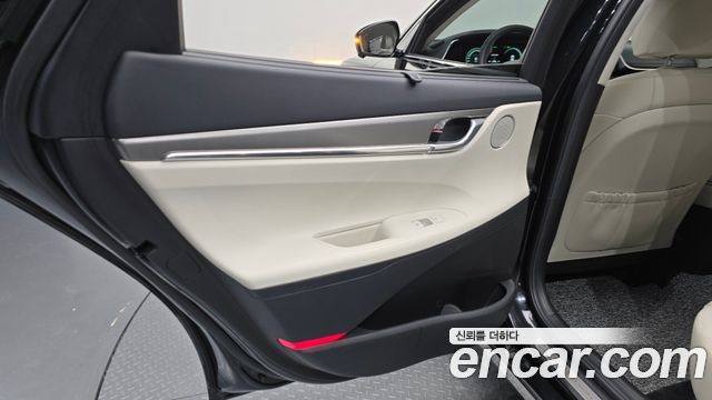 Hyundai Grandeur (IG) 2.5 Le Blanc 2023 — фото 25