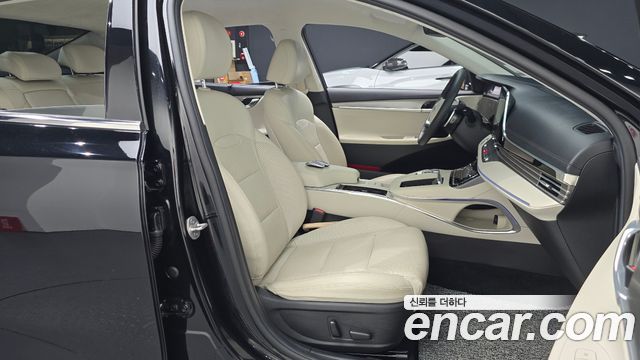 Hyundai Grandeur (IG) 2.5 Le Blanc 2023 — фото 26